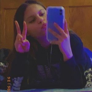 Meet your Posher, Joelynn